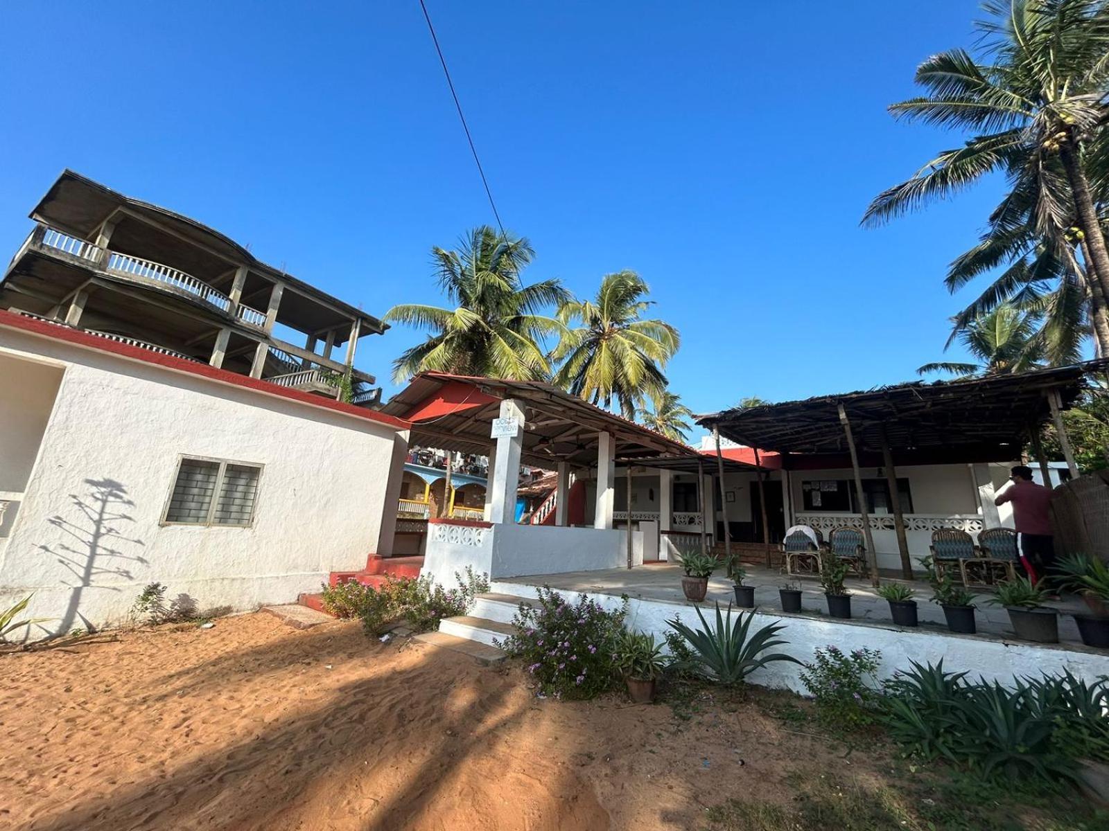Ocean View Goan Beach House Calangute Esterno foto