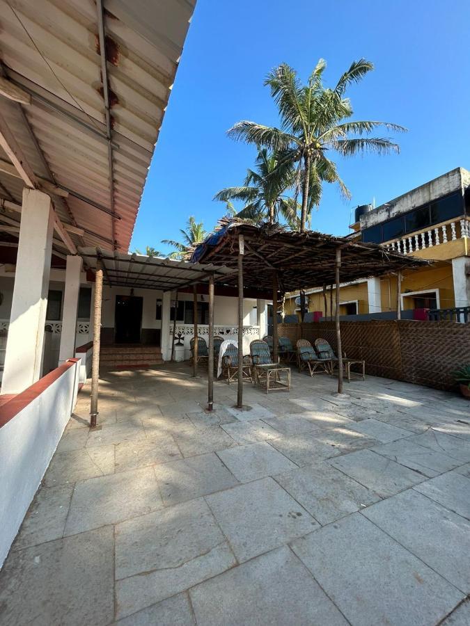 Ocean View Goan Beach House Calangute Esterno foto